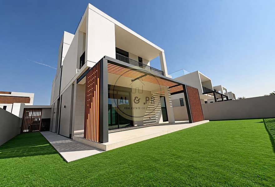 Modern Villa with Lush Green Turf. png Modern Villa with Lush Green Turf. png