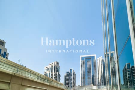 Studio for Sale in Downtown Dubai, Dubai - Vacant | Upgraded | Furnished | Vastu Compliant
