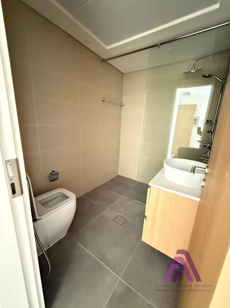 11 WhatsApp Image 2026-10-12 at 16.58. 30. jpeg