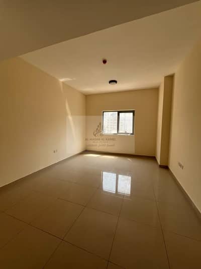 1 Slaapkamer Appartement te Huur in Al Majaz, Sharjah - WhatsApp Image 2026-10-07 at 12.40. 51 PM (1). jpeg 1 Slaapkamer Appartement te Huur in Al Majaz, Sharjah - WhatsApp Image 2026-10-07 at 12.40. 51 PM (1). jpeg
