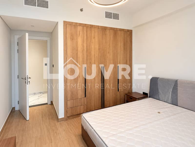 5 Warm Modern Bedroom with Oak Wardrobe. png