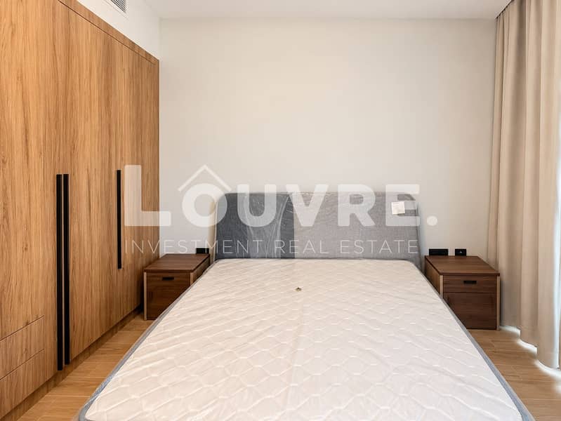 6 Minimal Neutral Bedroom with Quilted Bed. png