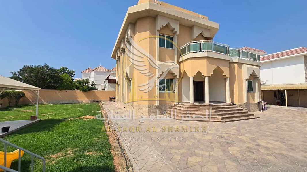 4 fyla-for-rent-5-bedroom-shrqan-alsharqa-property-03. jpg