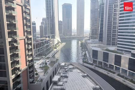 فلیٹ 1 غرفة نوم للايجار في الخليج التجاري، دبي - شقة في بنينسولا 2،بينينسولا،الخليج التجاري 1 غرفة 100000 درهم - 16857253