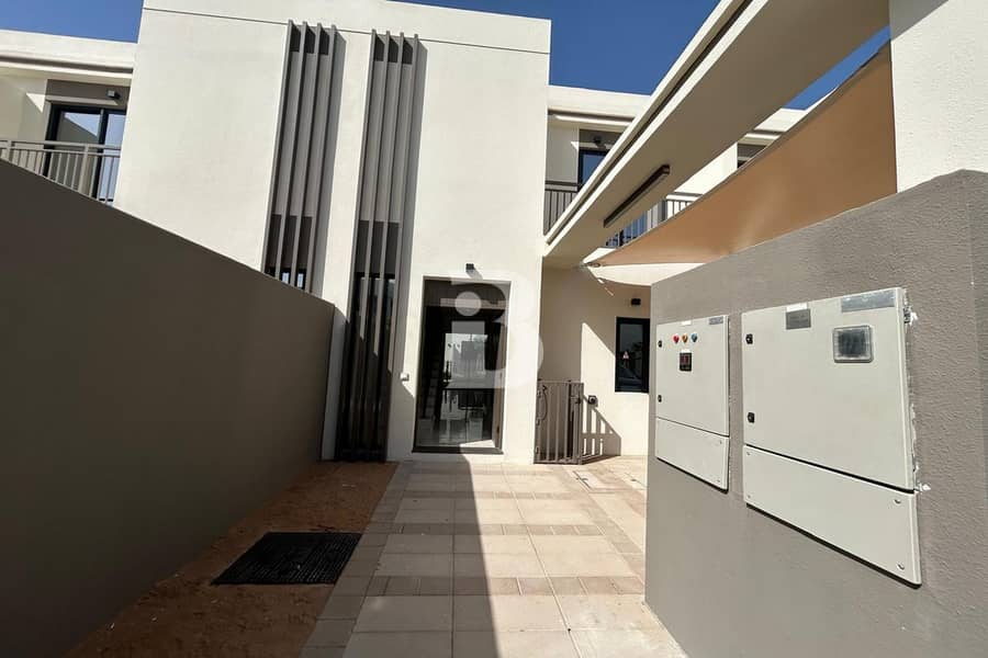 Villa à Al Hamra Village,Falcon Island, 2 chambres, 130000 AED - 16838791 Villa à Al Hamra Village,Falcon Island, 2 chambres, 130000 AED - 16838791