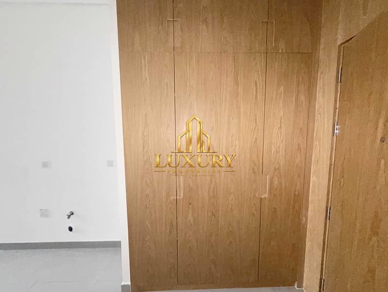 9 Spacious Studio Apartment with Huge Private Garden | Al Mamsha