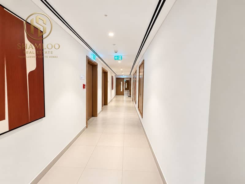 7 Modern Minimalist Hotel Corridor. png