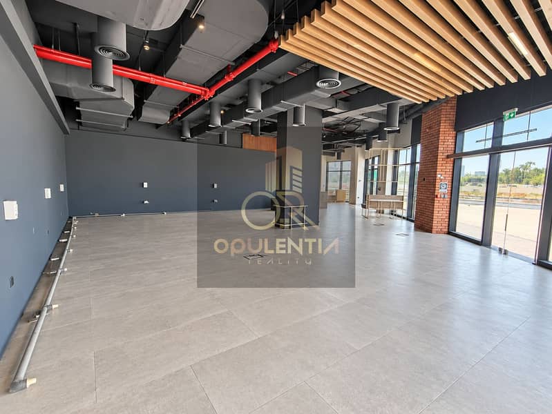 5 Modern Industrial Retail Interior (2). png