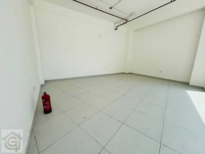 Shop for Rent in Deira, Dubai - IMG_7529. jpg
