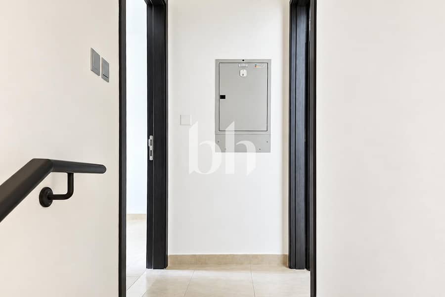 11 images image img
