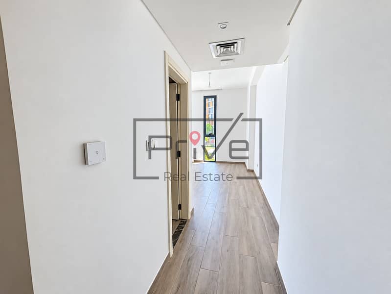 6 PHOTO 1 (4). png
