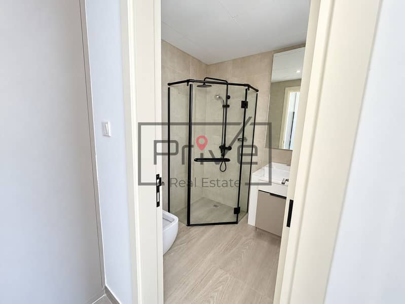 17 PHOTO 1 (16). png