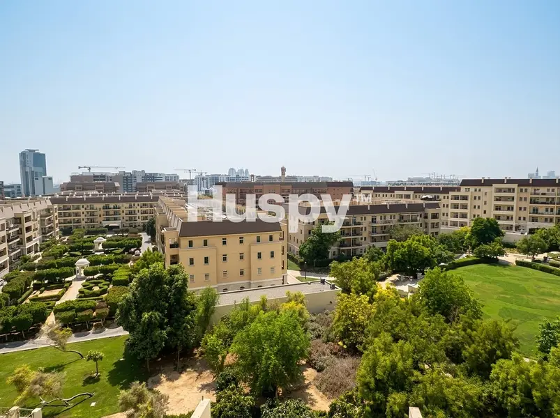 Vacant Now | Park View | High Floor
