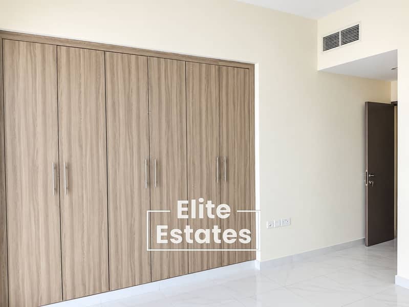 7 Minimalist Wardrobe and Hallway Interior. png