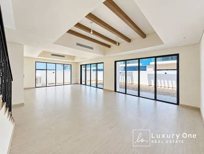 6 Cпальни Вилла в аренду в Дамак Лагунс, Дубай - Sunlit Minimalist Living Space (1). png