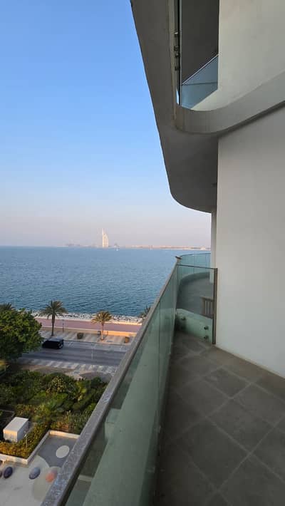 1 Bedroom Flat for Rent in Palm Jumeirah, Dubai - WhatsApp Image 2026-09-22 at 12.34. 44 PM (2). jpeg 1 Bedroom Flat for Rent in Palm Jumeirah, Dubai - WhatsApp Image 2026-09-22 at 12.34. 44 PM (2). jpeg