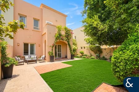 2 Bedroom Villa for Rent in The Springs, Dubai - Available Now | Good Sized Garden | Balcony