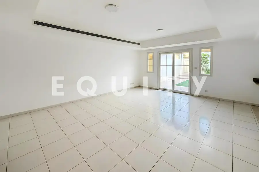 Single Row | Private Garden | Springs 3 |