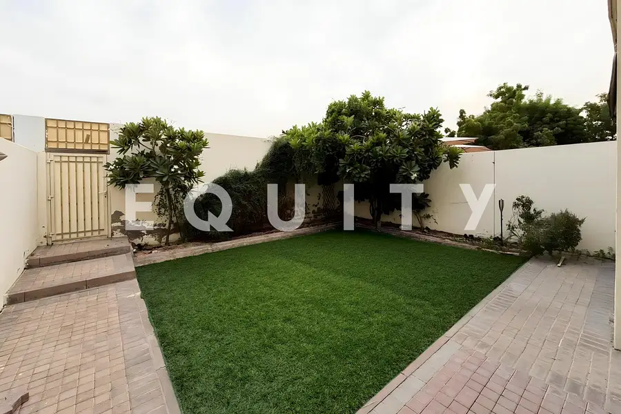Single Row | Private Garden | Springs 3 |