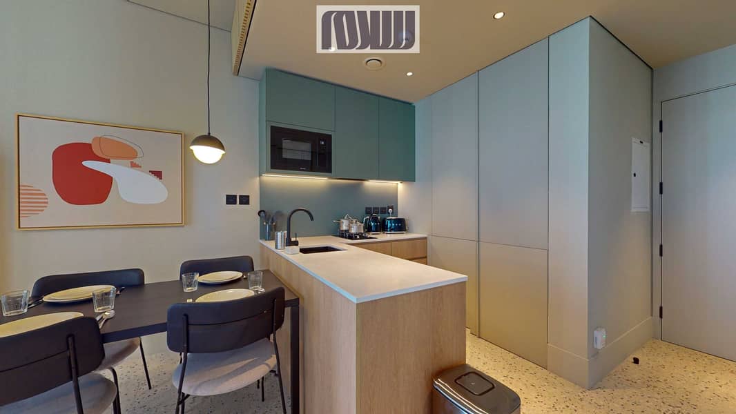 11 UPSIDE-Living-The-Suite-Meydan-Views-09132023_100824. jpg