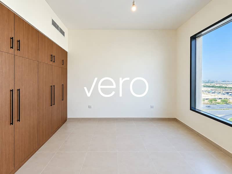 6 Photo 6