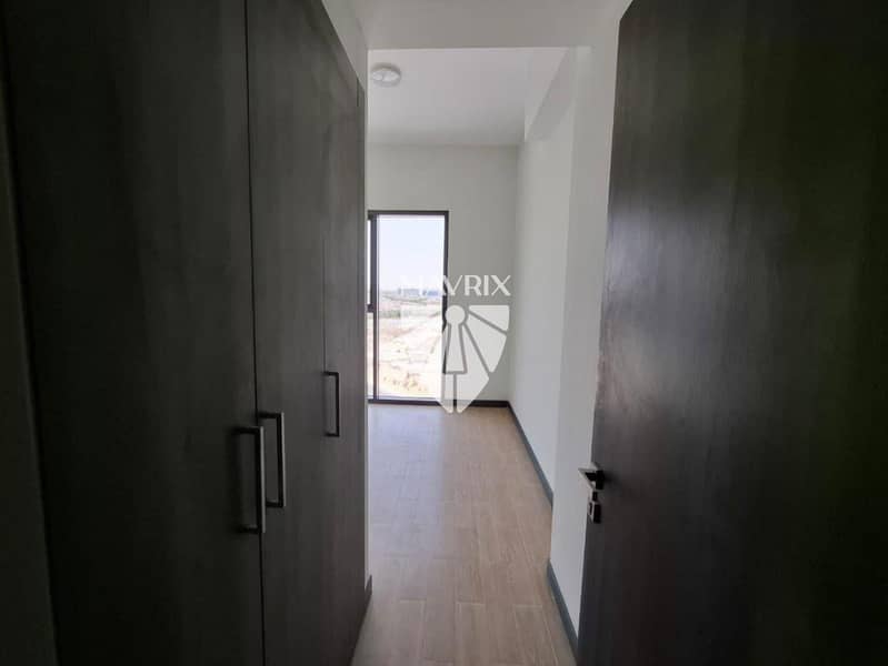 6 Image 6