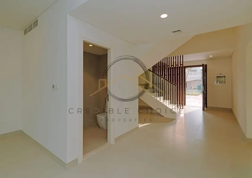 NO COMMISSION | SPACIOUS | MAID ROOM | GATED COMMUNITY