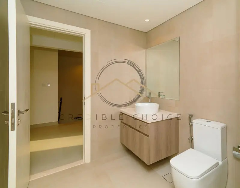 NO COMMISSION | SPACIOUS | MAID ROOM | GATED COMMUNITY