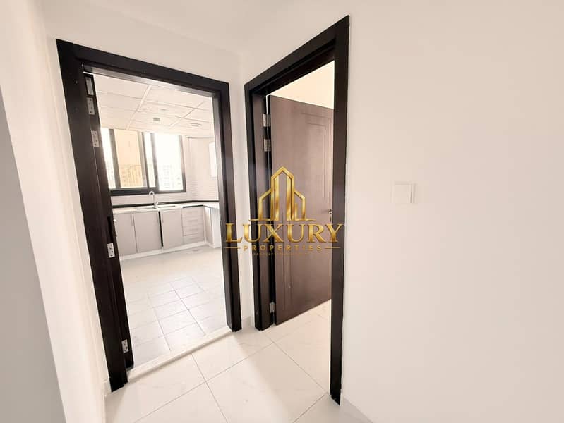 8 Brand-New 1-Bedroom Apartment | Big Balcony | 2 Bathrooms | Sarab Community, Aljada