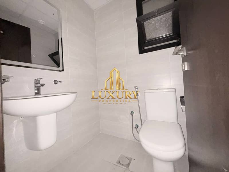 15 Brand-New 1-Bedroom Apartment | Big Balcony | 2 Bathrooms | Sarab Community, Aljada