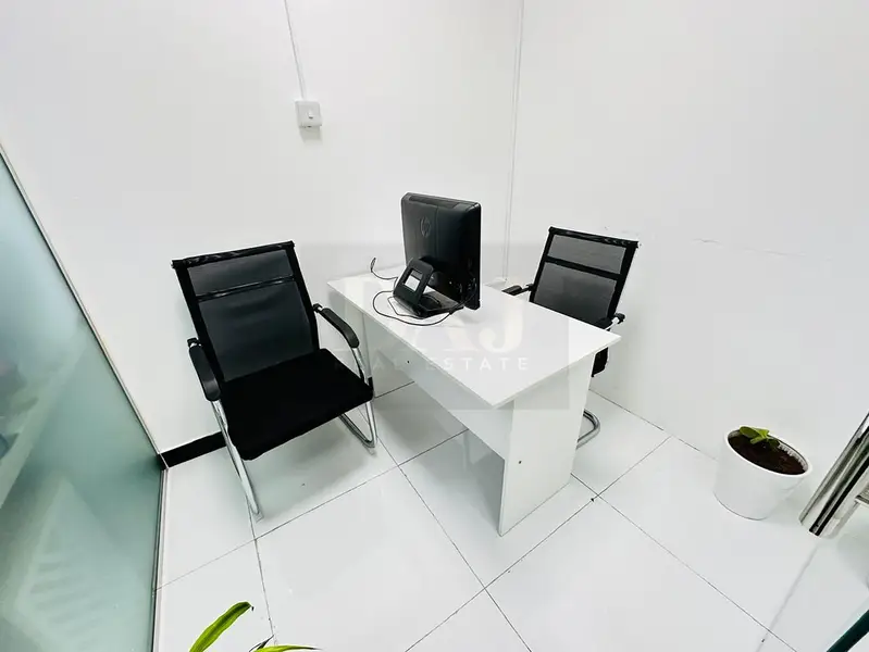 Affordable Office with Bank Account Assistance |Free Amenities