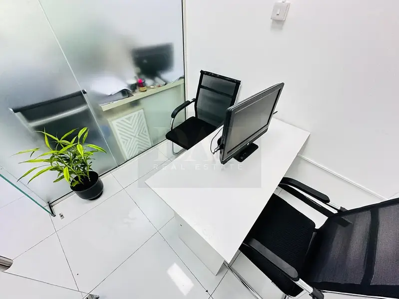 Affordable Office with Bank Account Assistance |Free Amenities