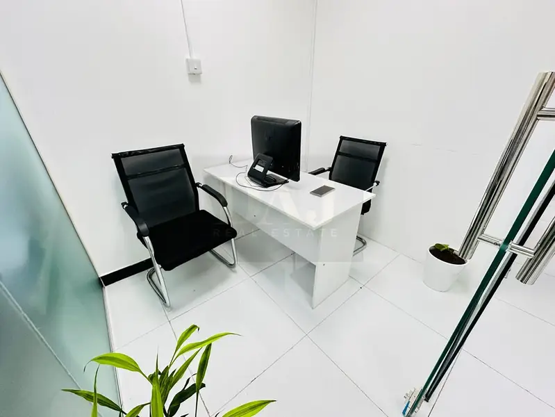 Affordable Office with Bank Account Assistance |Free Amenities