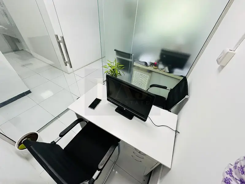 Affordable Office with Bank Account Assistance |Free Amenities