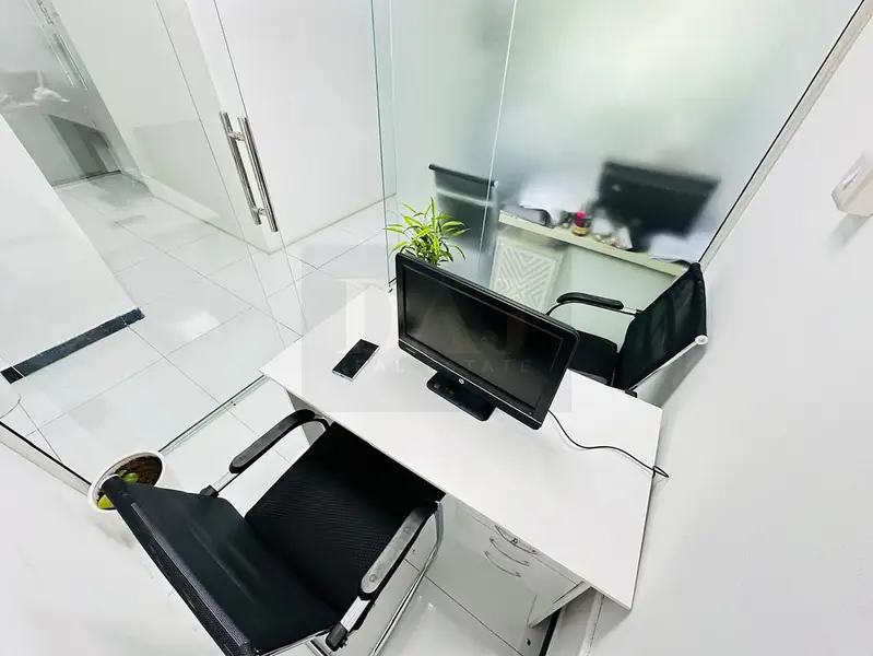 Affordable Office with Bank Account Assistance |Free Amenities