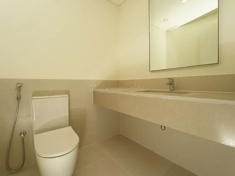 Up to 12 Cheques | Singe Row | Close to Entry