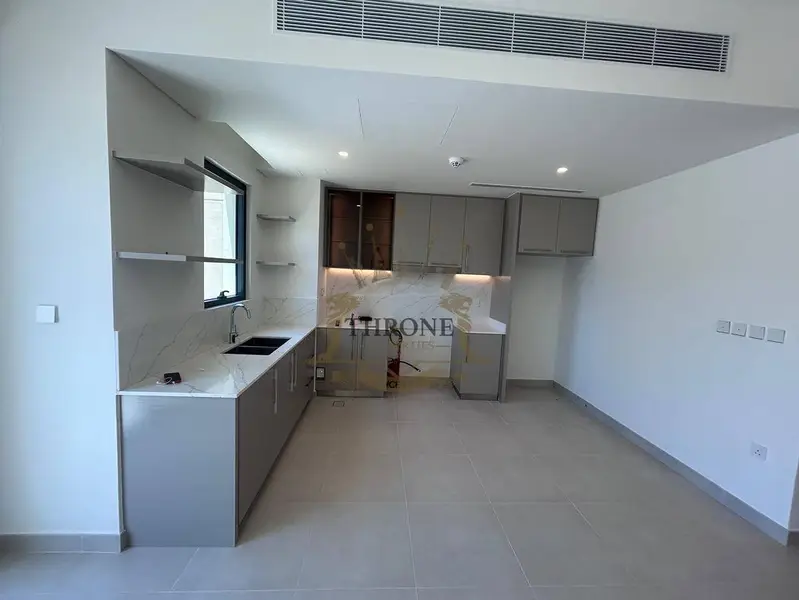 A Perfect Family Home | 3br + Maid | Private Garden