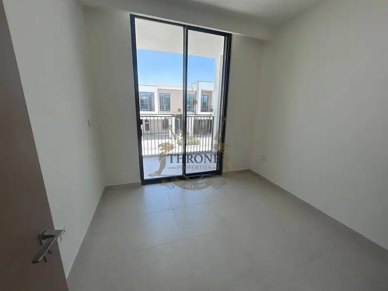 A Perfect Family Home | 3br + Maid | Private Garden
