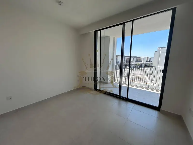 A Perfect Family Home | 3br + Maid | Private Garden