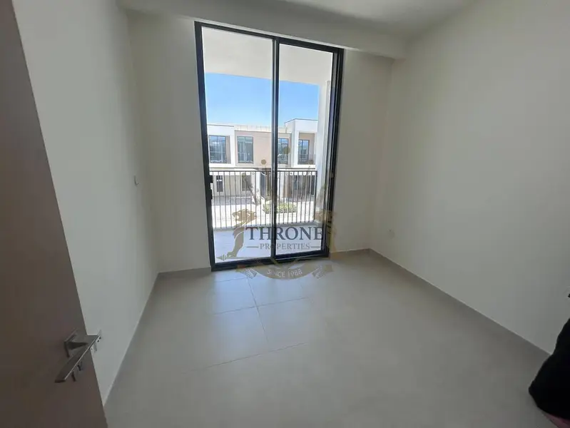 A Perfect Family Home | 3br + Maid | Private Garden