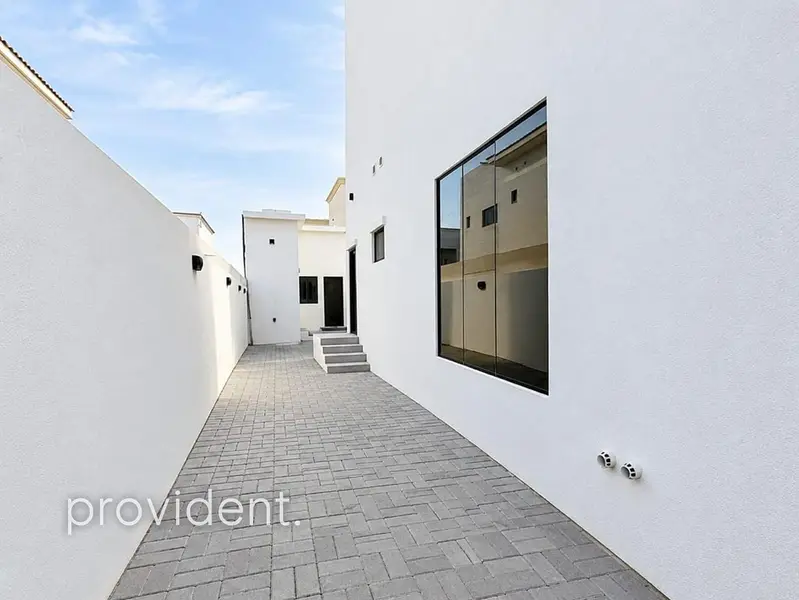 Large Plot | Upgraded | Unfurnished