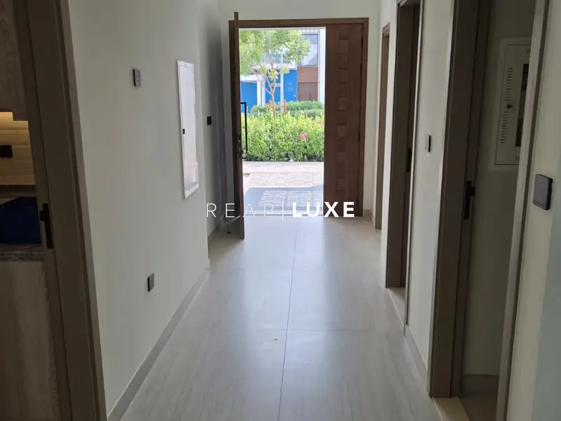 Parkside Living | Ready to Move | Prime Location