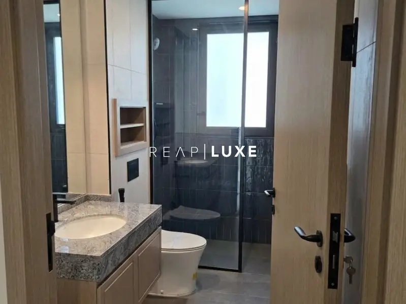 Parkside Living | Ready to Move | Prime Location