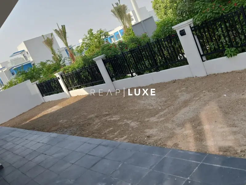Parkside Living | Ready to Move | Prime Location