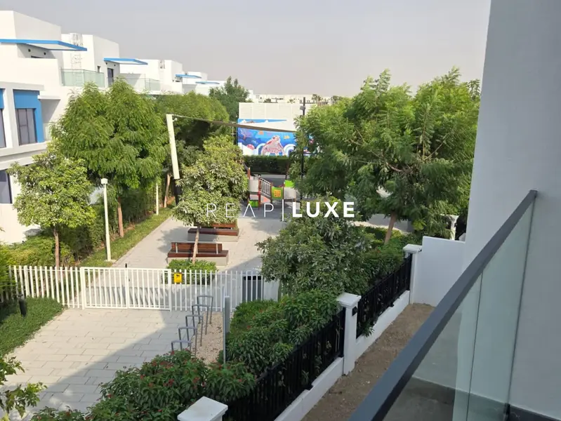 Parkside Living | Ready to Move | Prime Location