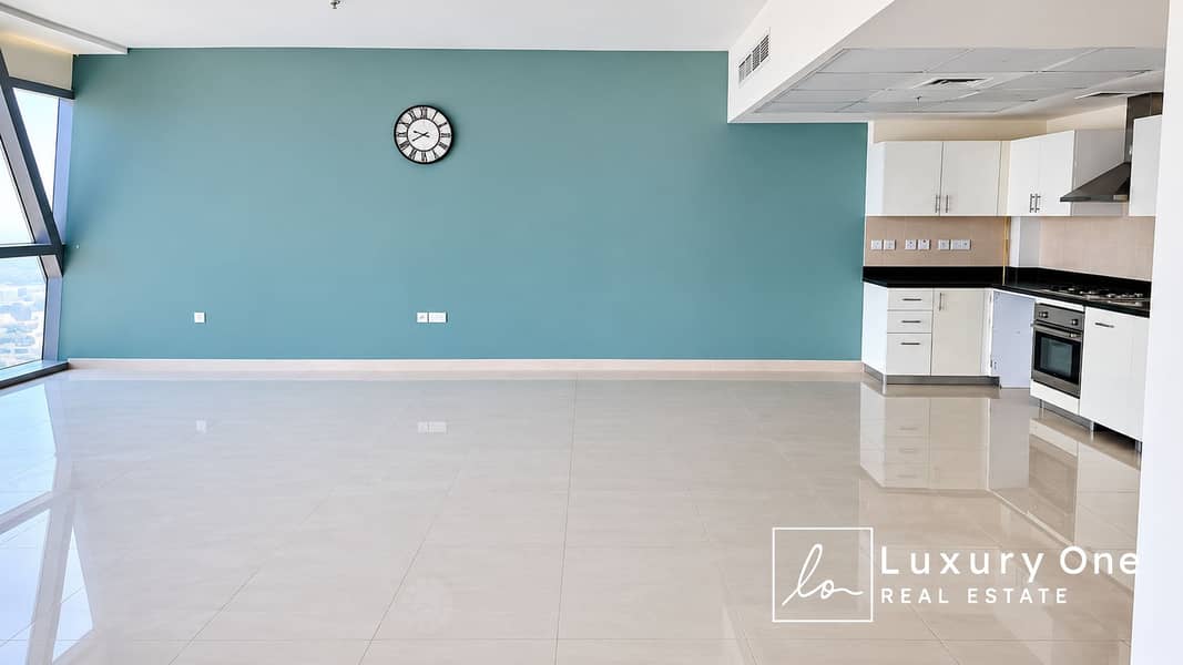 6 Minimalist Teal Wall Apartment Interior. png