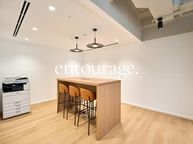 All-Inclusive | 31 Desks | Modern Fit-out