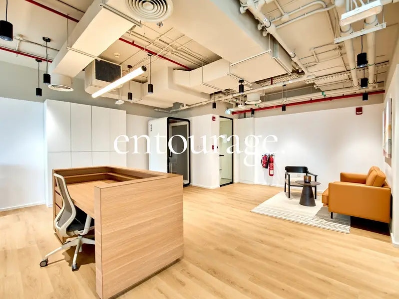 Fully Furnished | 27 Seat| All Inclusive