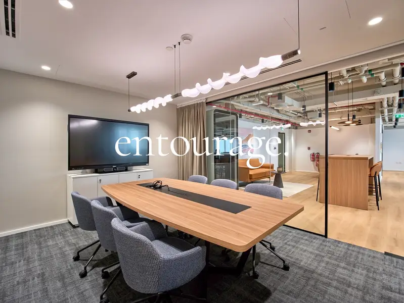 Plug And Play | 27 Desks | Grade A Tower