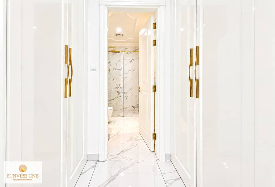 10 Luxe Marble Wardrobe Corridor. png